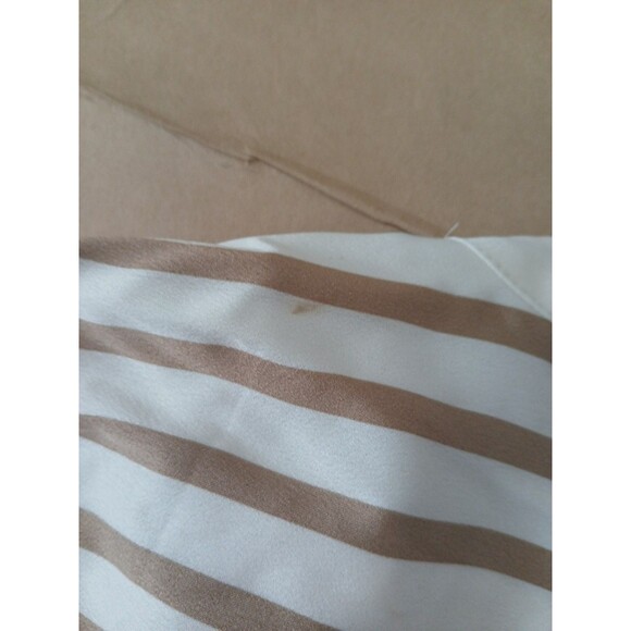 Halogen Shirt Top Blouse Womens M Beige Striped Bell Sleeve Cropped Classic - Picture 9 of 9